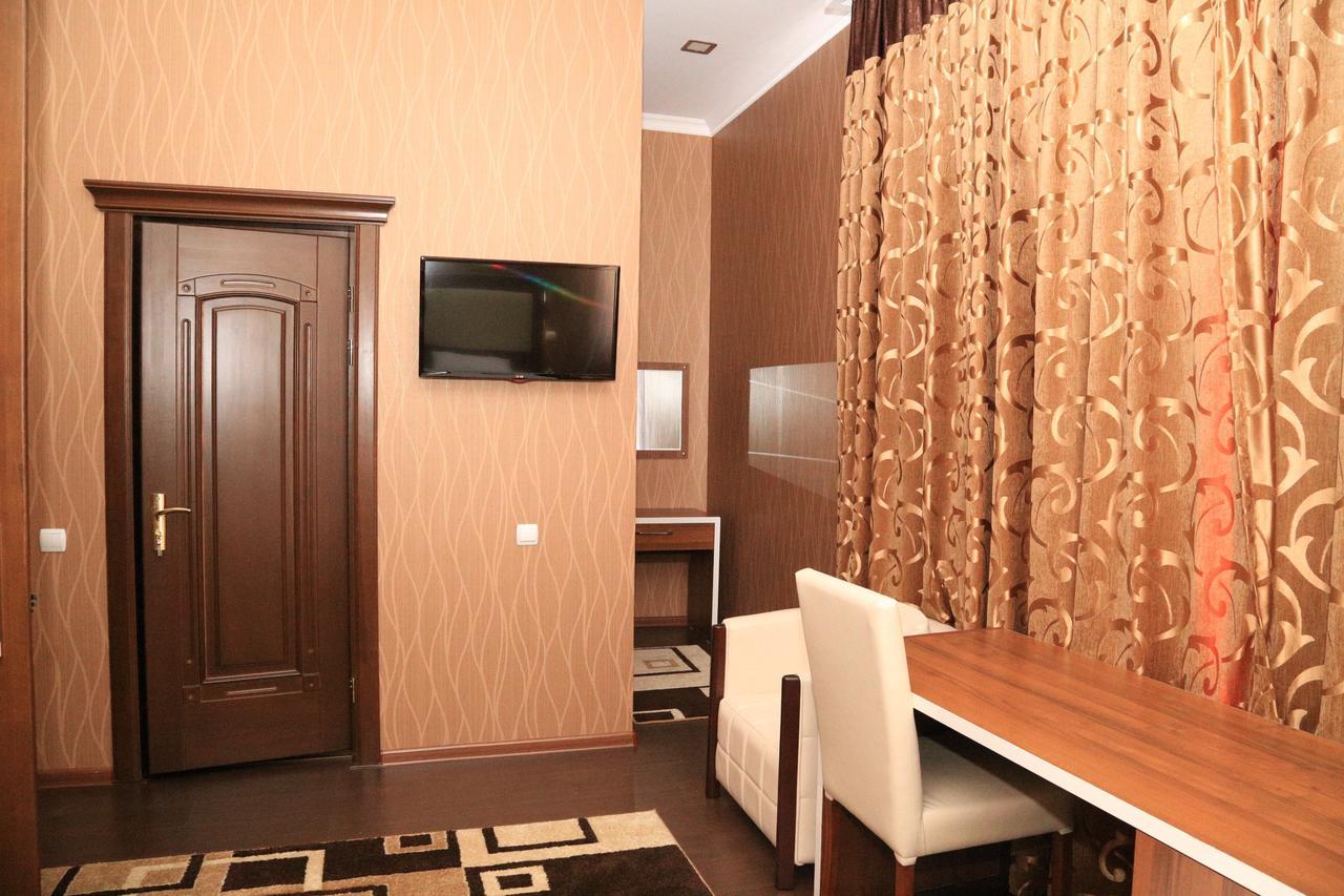 Sipehr Hotel Chkalovsk Oda fotoğraf