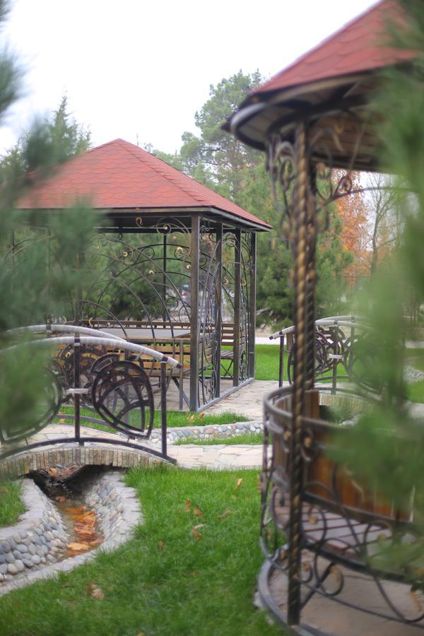 Sipehr Hotel Chkalovsk Dış mekan fotoğraf