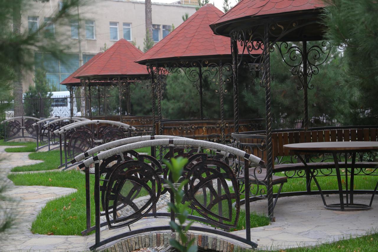 Sipehr Hotel Chkalovsk Dış mekan fotoğraf